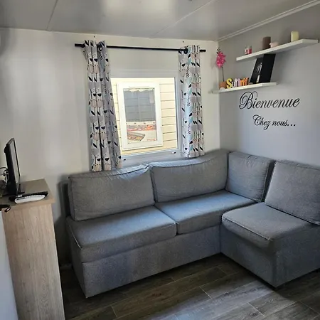 Bungalow Vias Plage אתר קמפינג